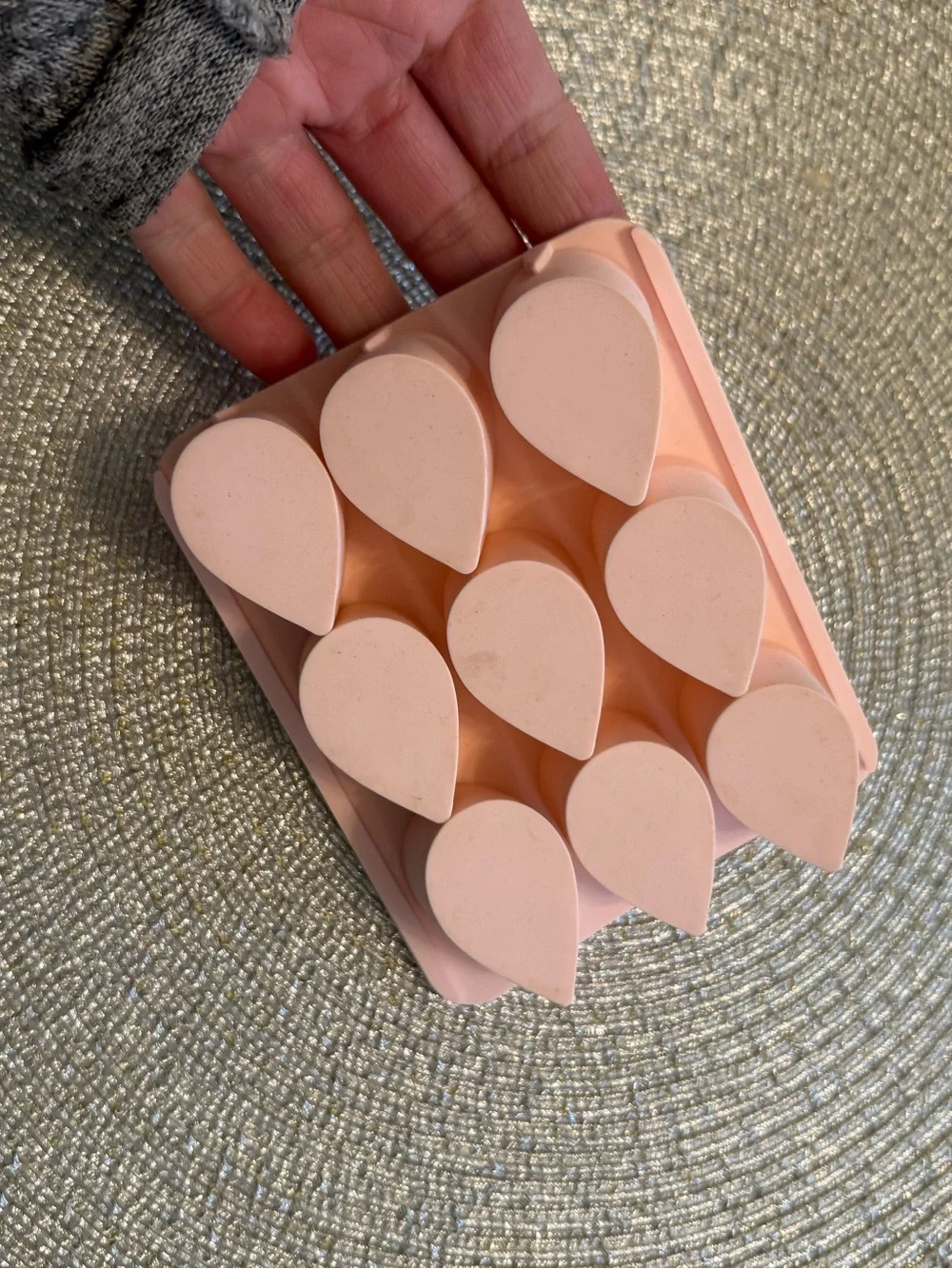 Summer Water Silicone Droplet -Shaped Mold - Pink 🍷
